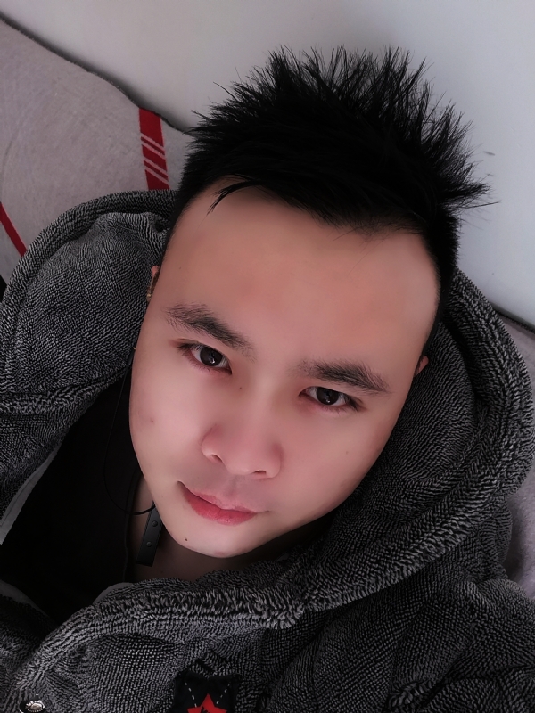 明明的第一张照片--常熟父母相亲团